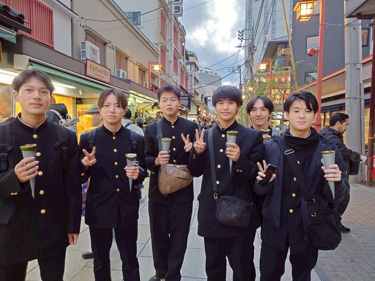 9D0C3EF0-A22F-44D0-A7D5-DDE597378755