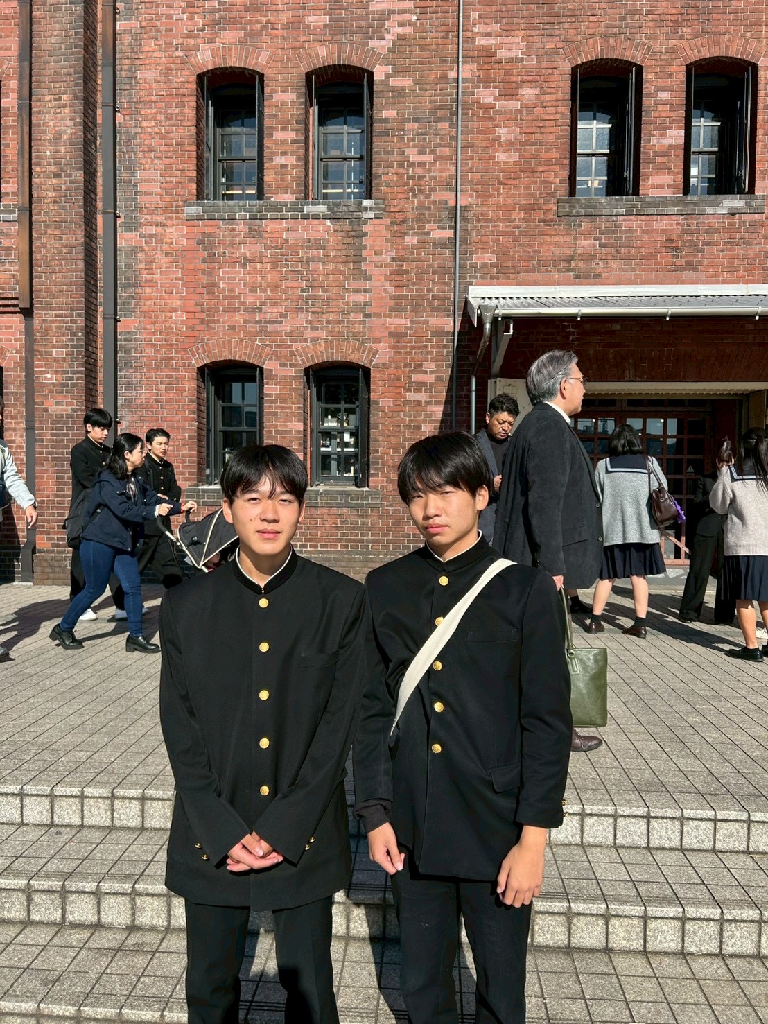 21063DB3-3365-435F-8990-9AAAB97040E8