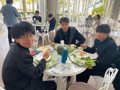 D7E34B9F-4B64-433B-B739-02A69B8CF4CE